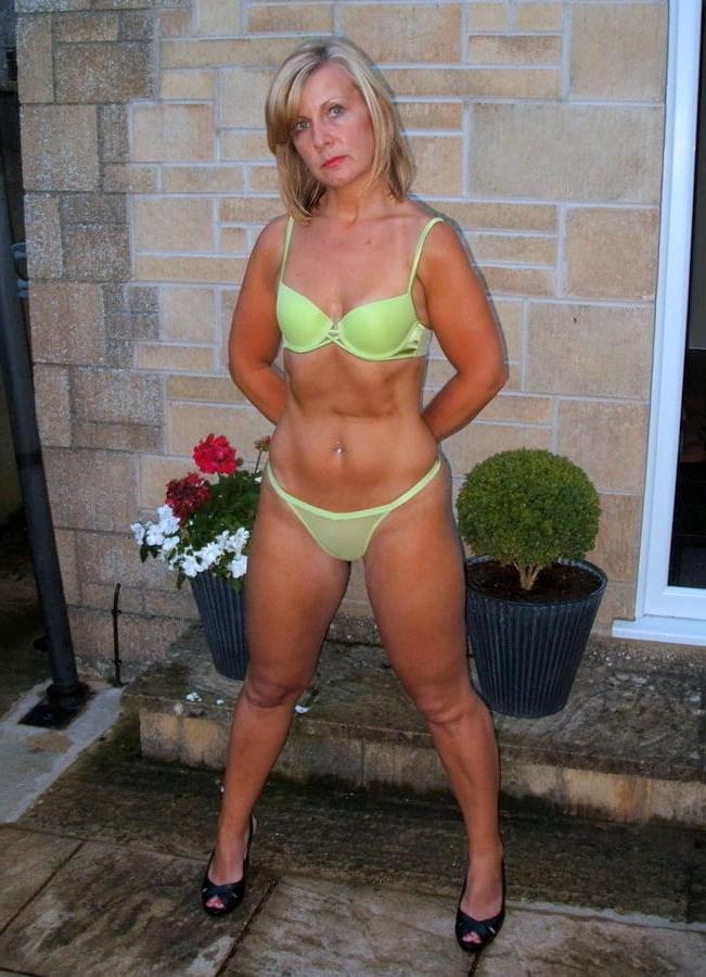 25P Sexy Wife 7