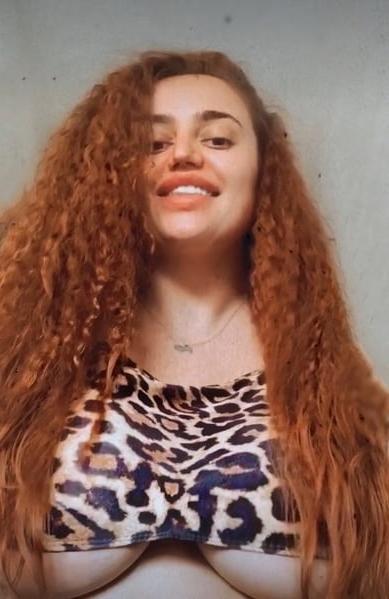 9P Real sexfriend (52) - tinder topless massive boobs redhead