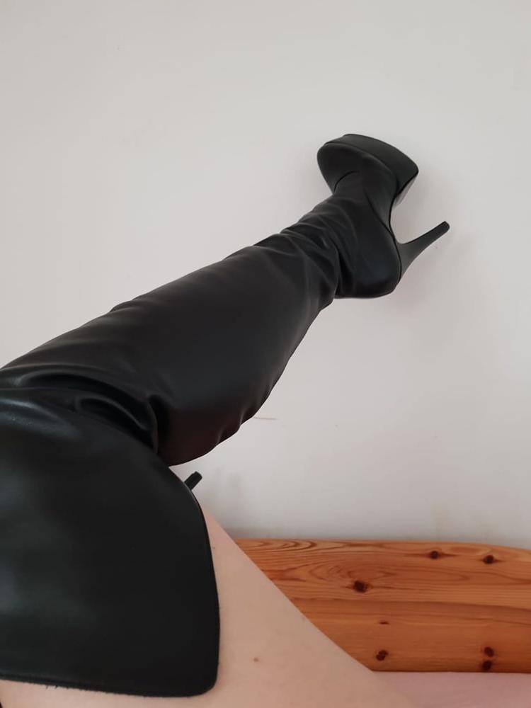 7P Boots