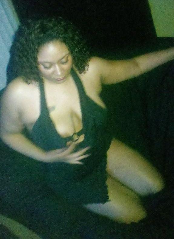 10P Freaky Lightskin Milf