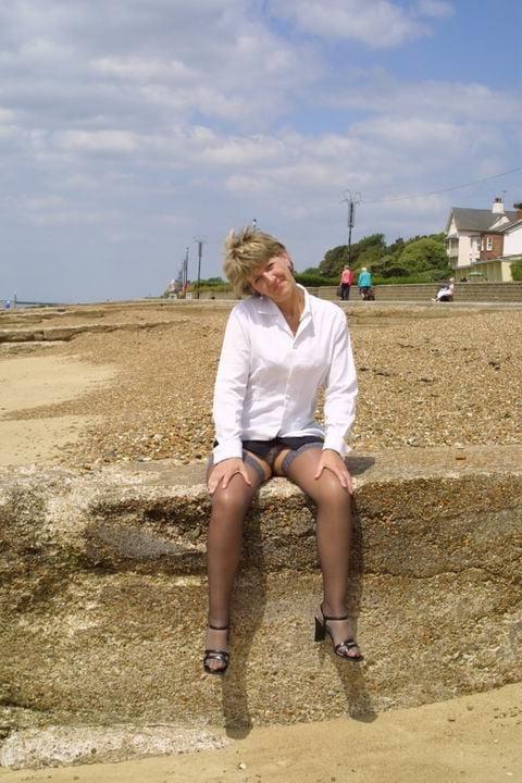 12P My wife 44