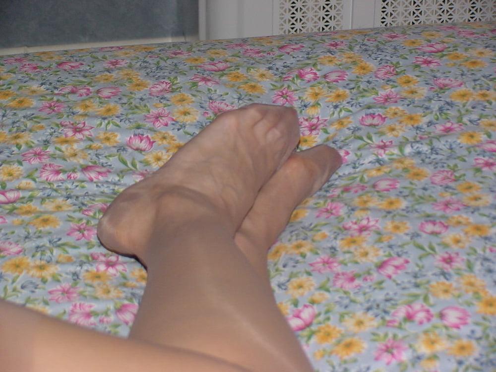 19P RHT Stocking Wife 2
