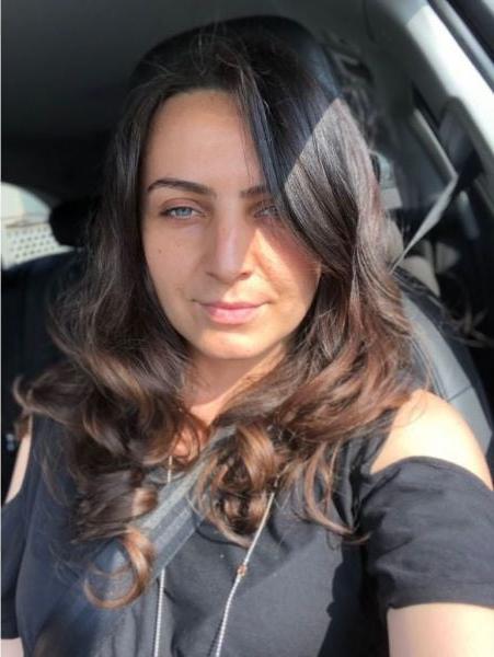 25P wife with no idea 22