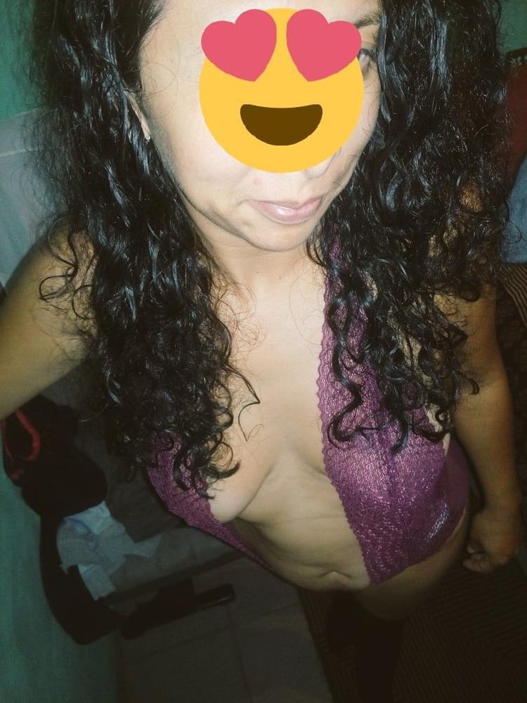 13P Turkish cuckold wife