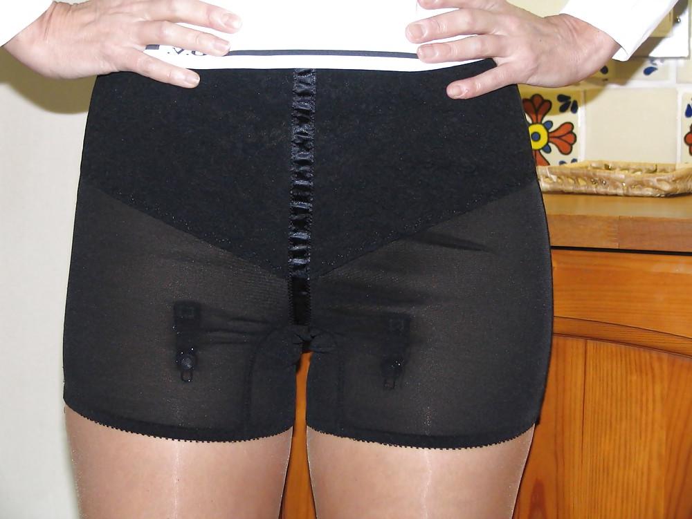 25P Britische Amateur-Hüftgürtel-Milf