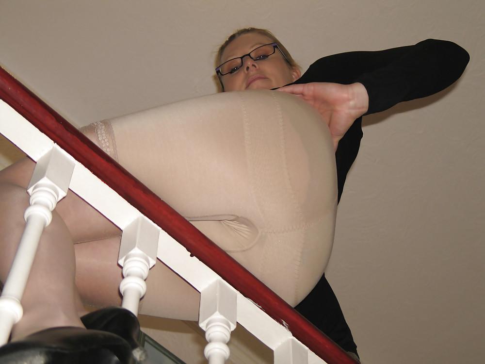 25P Britische Amateur-Hüftgürtel-Milf