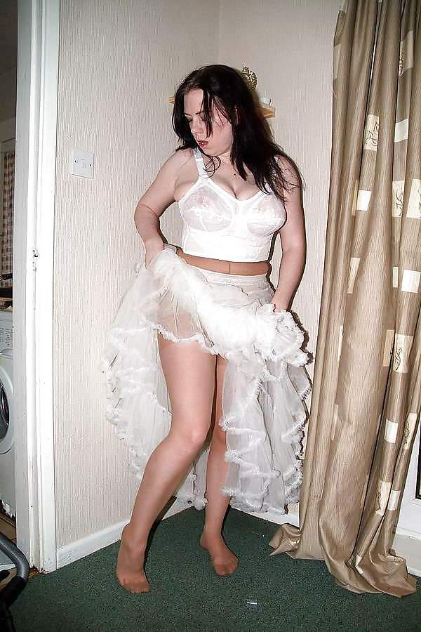 16P The Victorian Maid - 2
