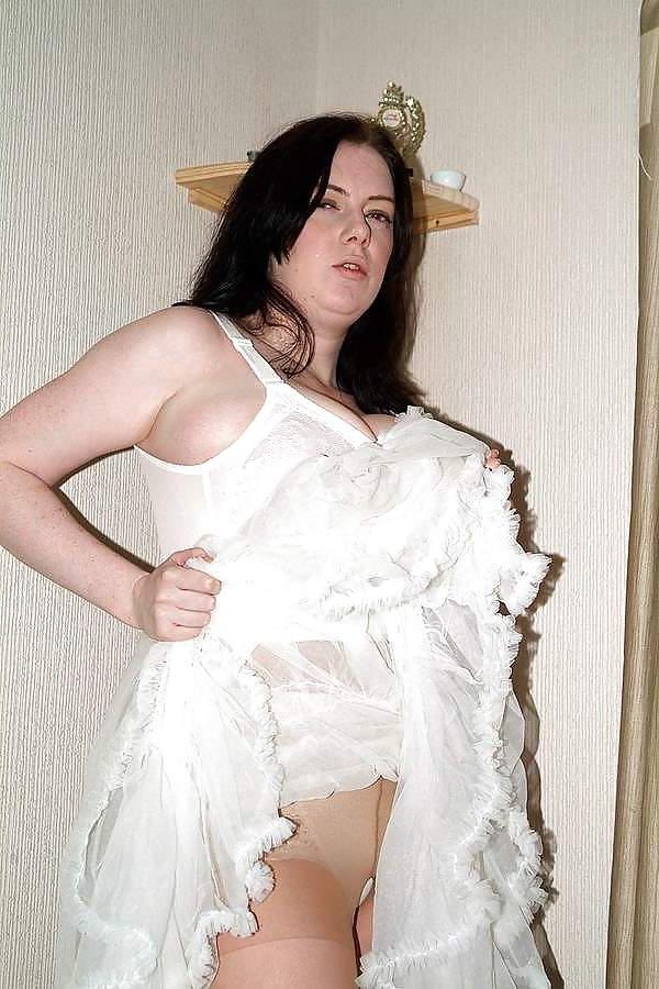 16P The Victorian Maid - 2
