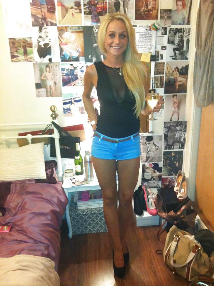 25P Hot babes 25