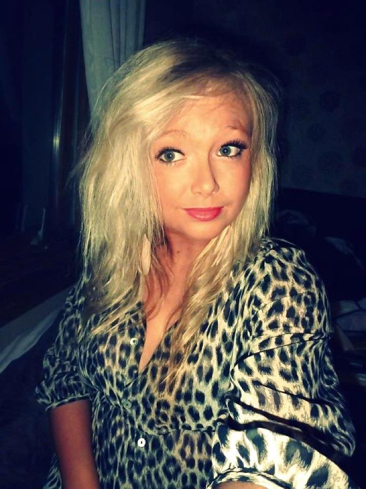 25P Hot babes 25