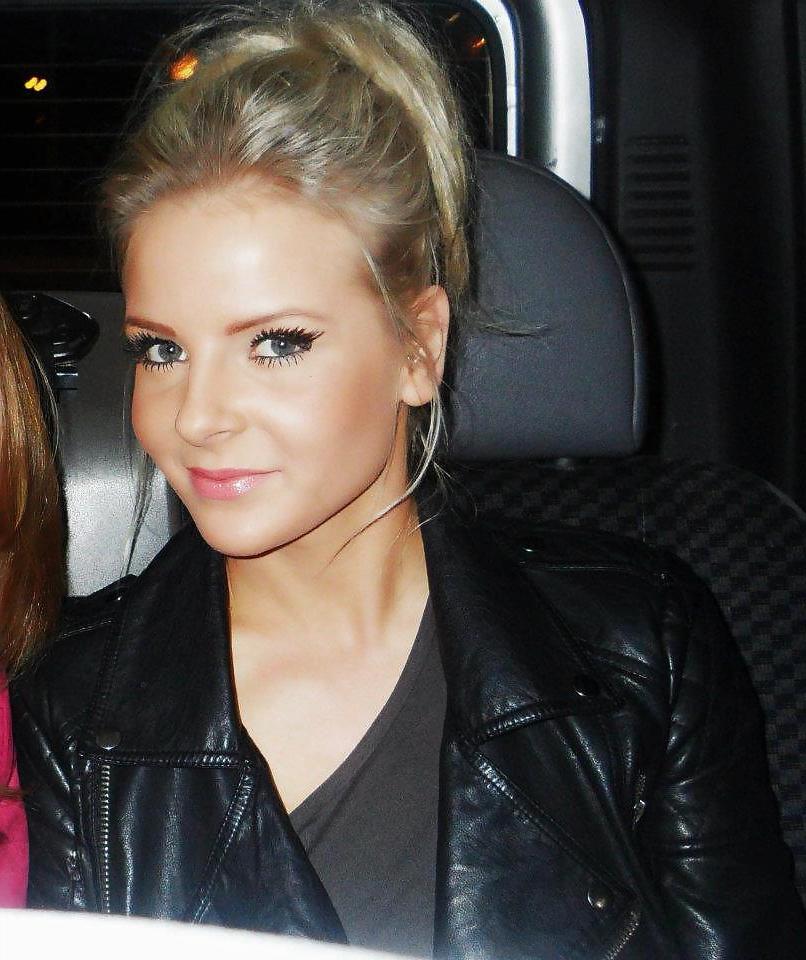 25P Hot babes 25