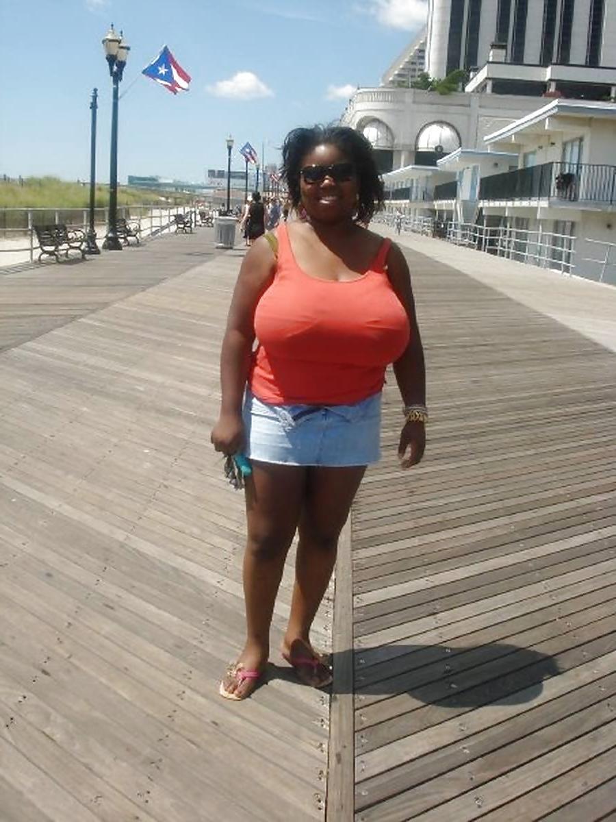 10P Your BigBreastedMoms hangin on the Beach