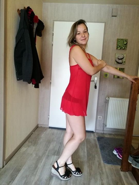 23P My friend's wife