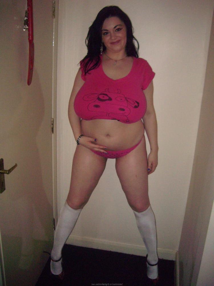 16P Amateur Wife's Big Tits