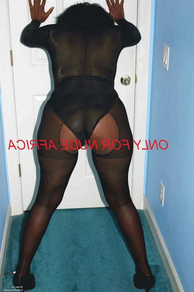 17P Ebony amateur pics from around the web 13