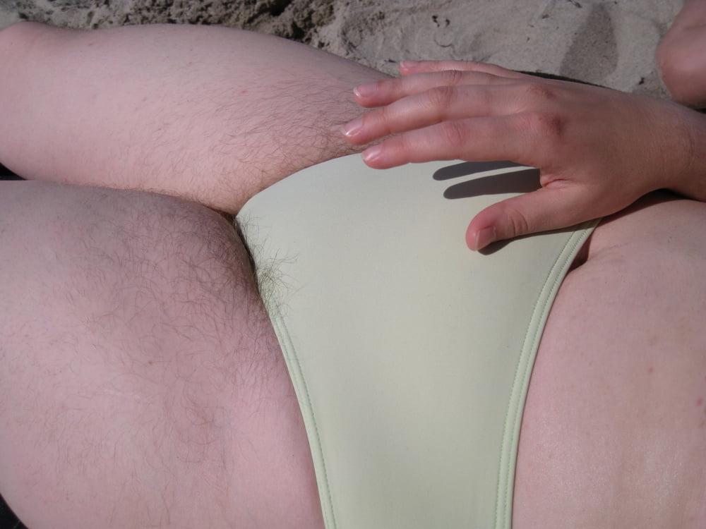16P 751 - my wife Annett - naked and hairy on the beach