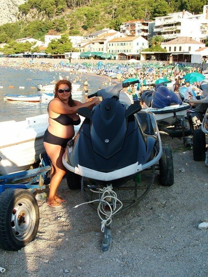25P busty wife