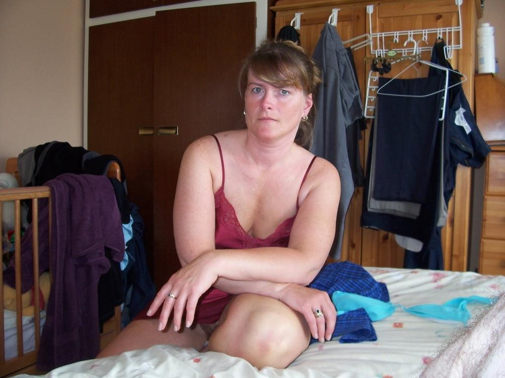 25P wife with no idea 21