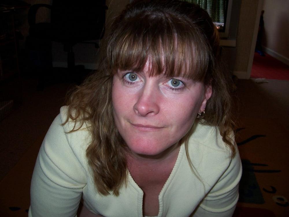 25P wife with no idea 21