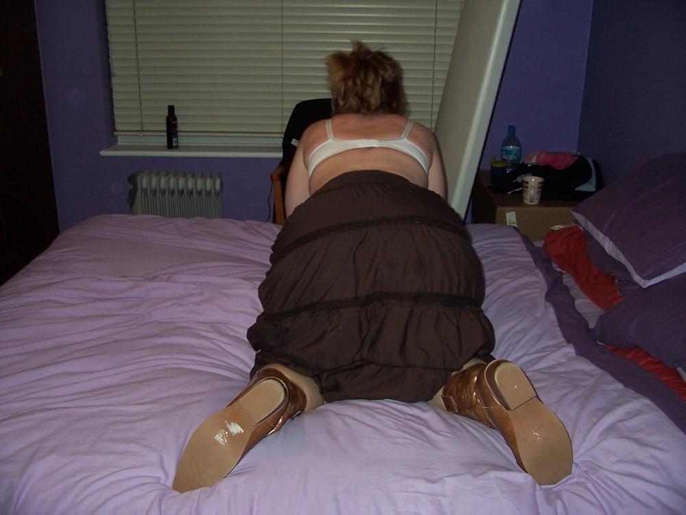 25P wife with no idea 21