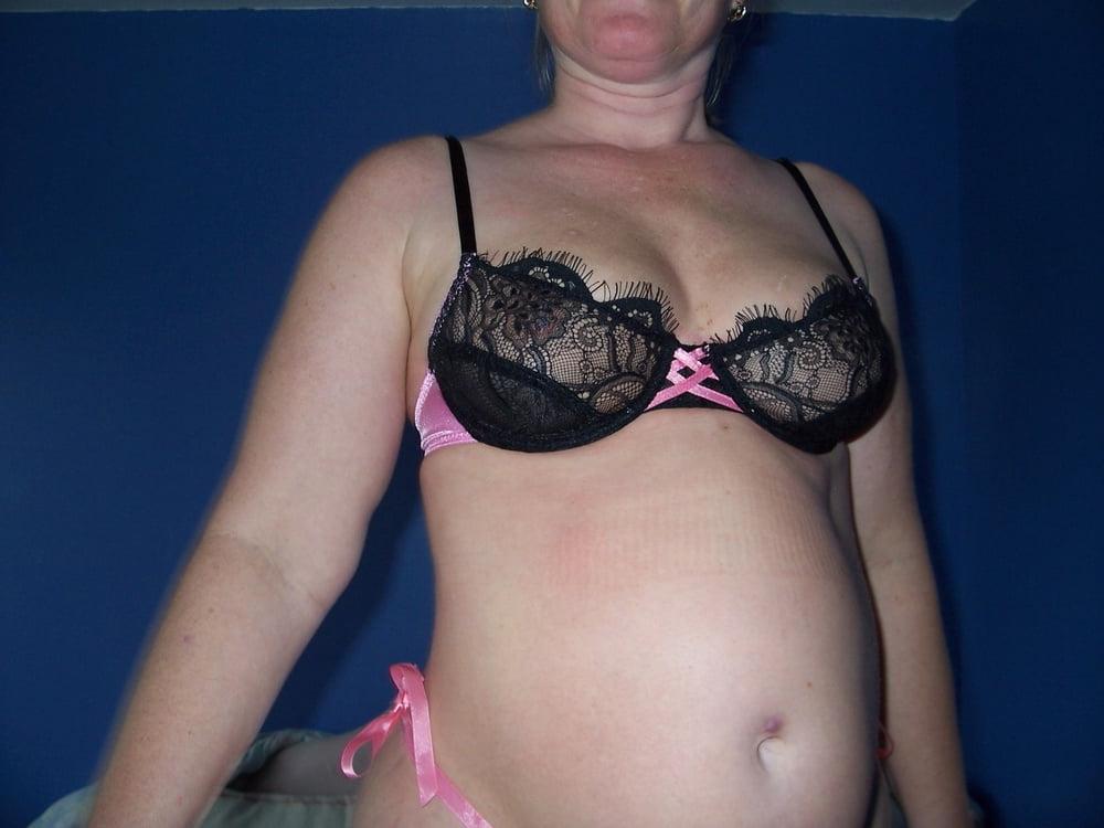 25P wife with no idea 21