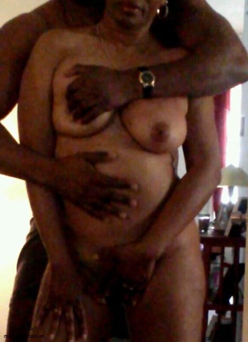 15P Ebony amateur pics from around the web 14