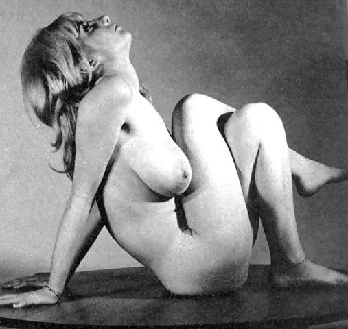 25P Vintage- Hairy Big Tit Blonde 