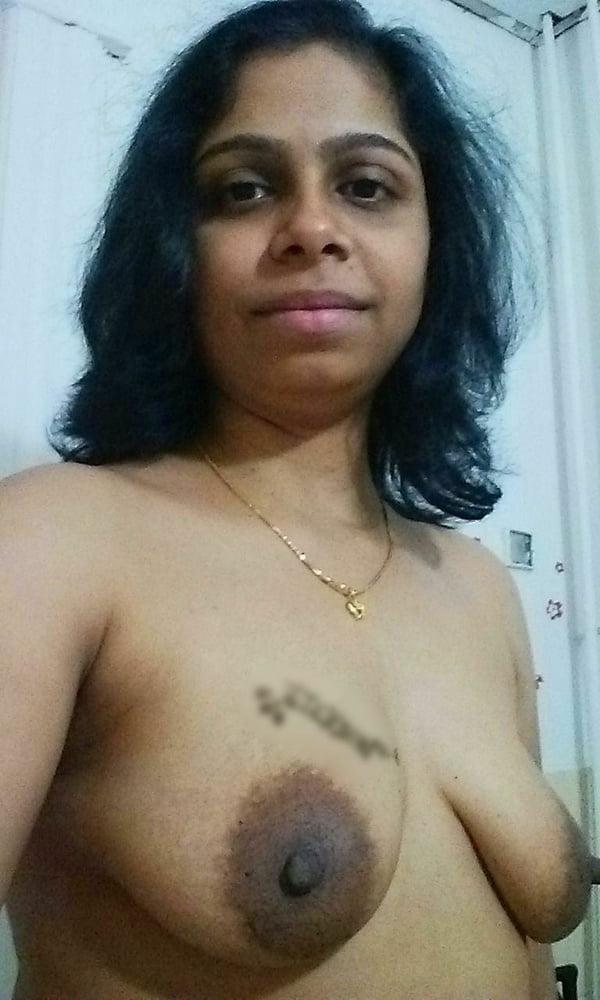 25P Indian Aunties and Bhabhis