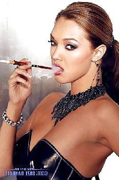 25P Smoking Girls