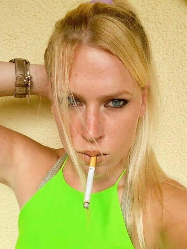 25P Smoking 1