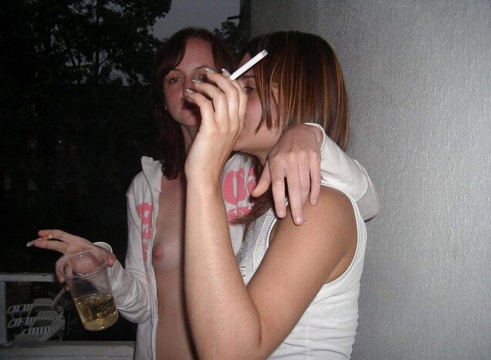 25P WOW She's Smoking 096