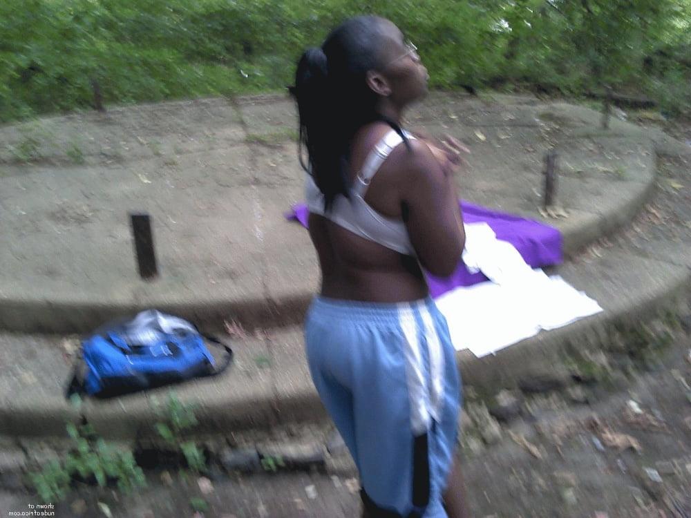 25P Ebony amateur pics from around the web 12