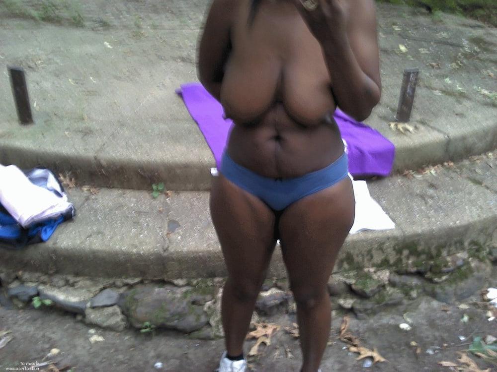 25P Ebony amateur pics from around the web 12