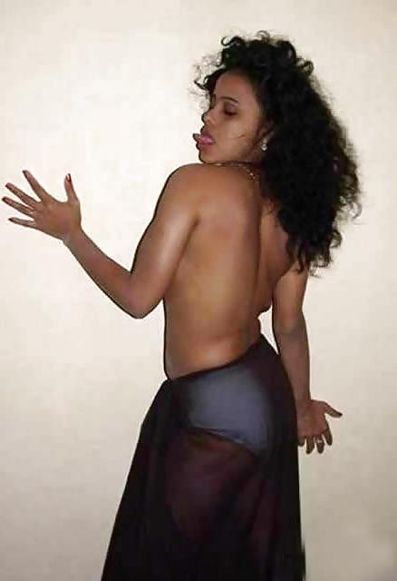 25P Sexy indian teen