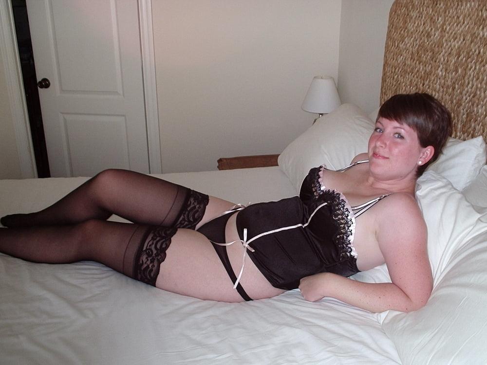 25P Slut wife posing in stockings