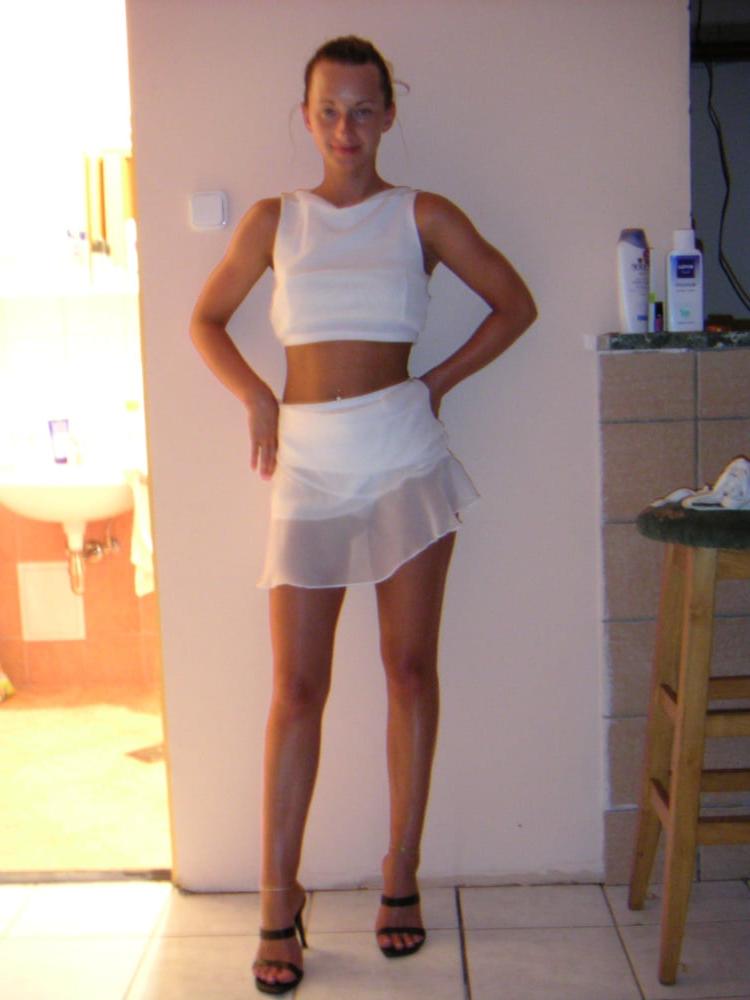 15P Sexy Patrycja my friend's wife