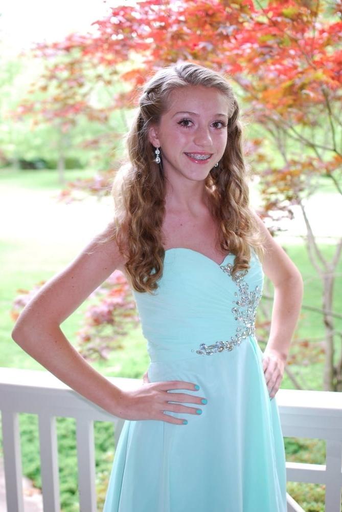 15P Emily Wyland, 18yo slut toy from Kentucky, USA