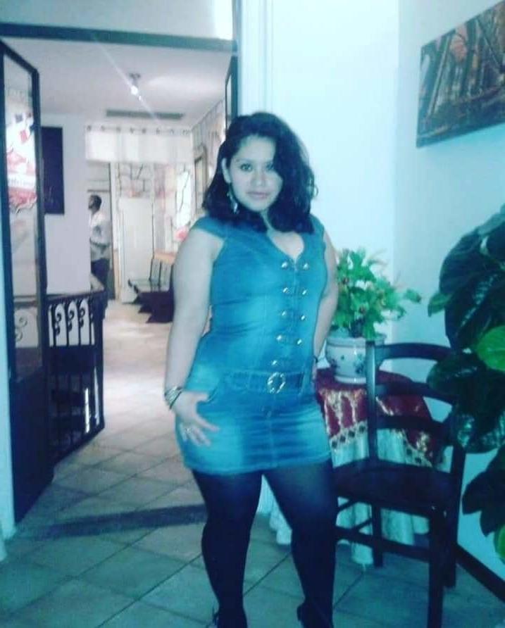10P Latina slut