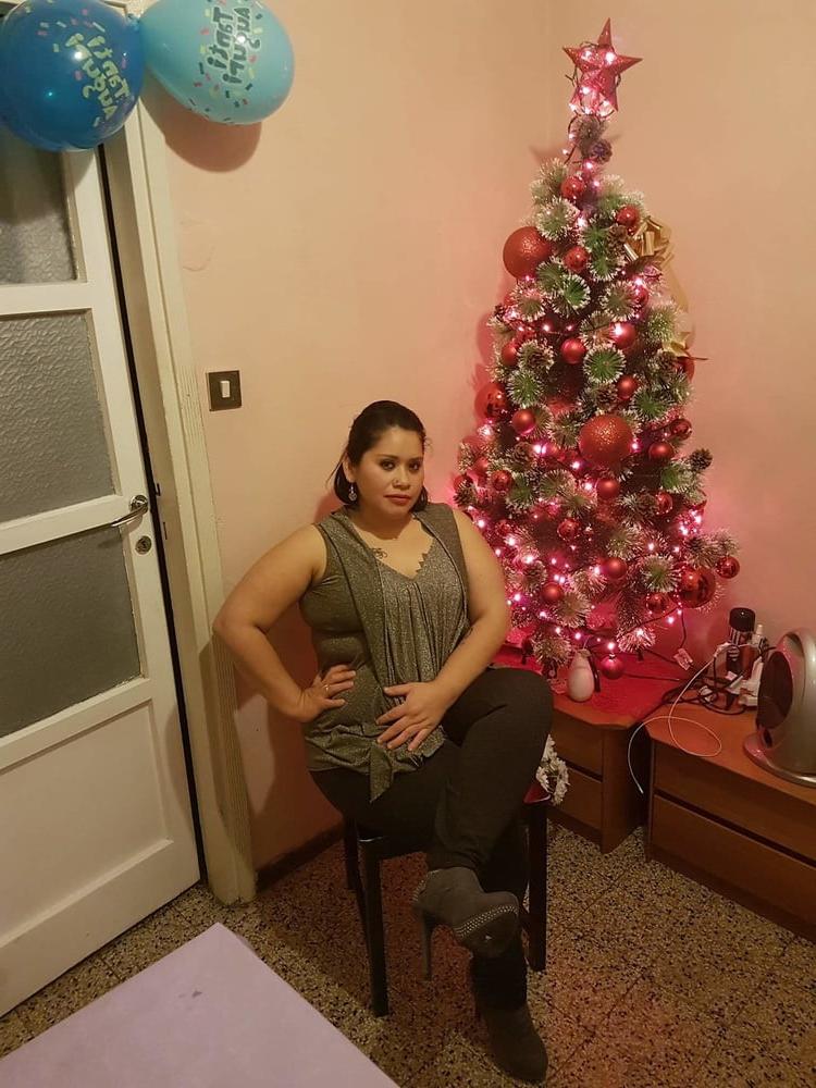 10P Latina slut