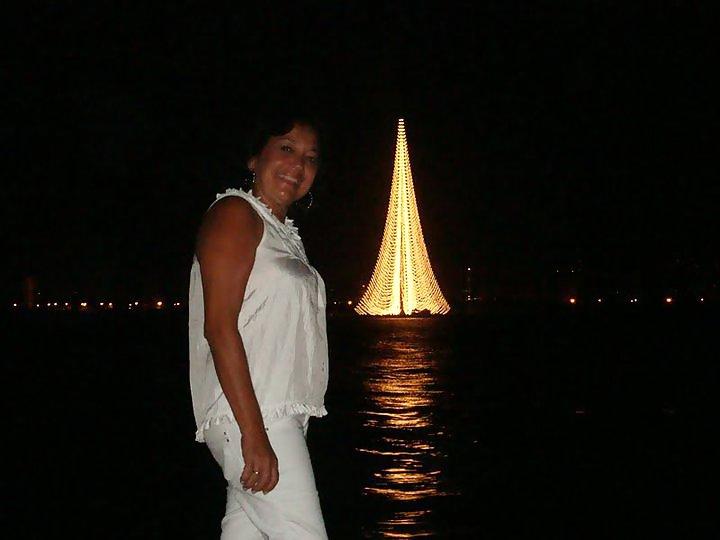 25P Facebook friend, Candida, divorced milf