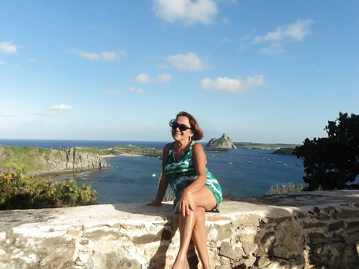 25P Facebook friend, Candida, divorced milf