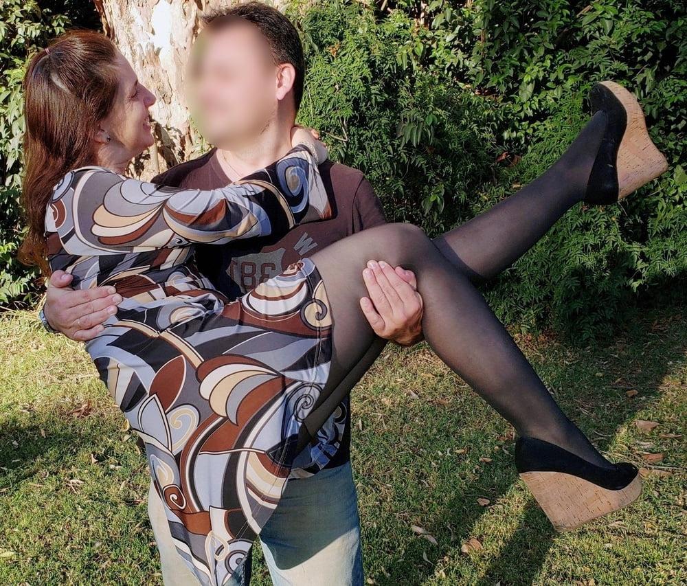 25P Jew Wife in Pantyhose #001