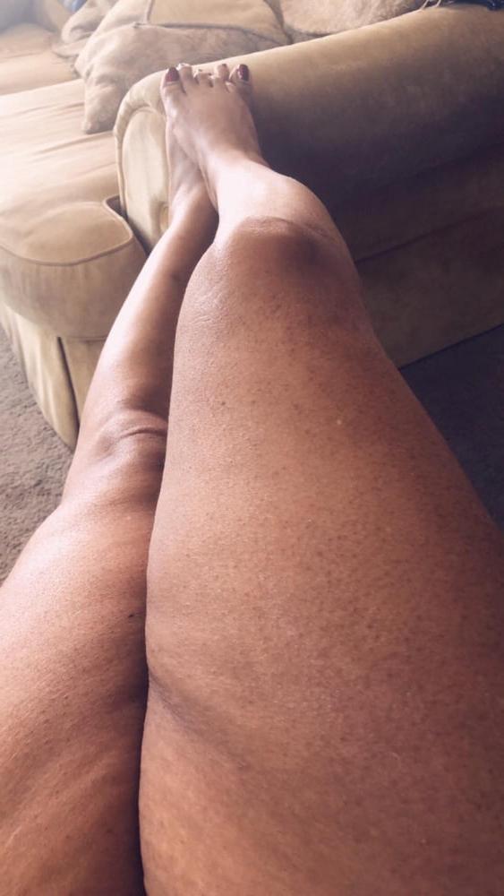 25P My 49 year old fuckable aunty