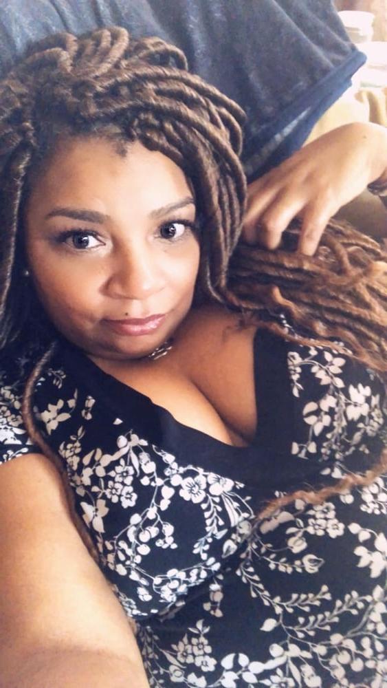 25P My 49 year old fuckable aunty