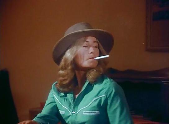 25P Marcia Brady SMOKING