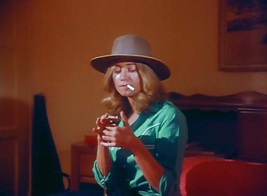 25P Marcia Brady SMOKING