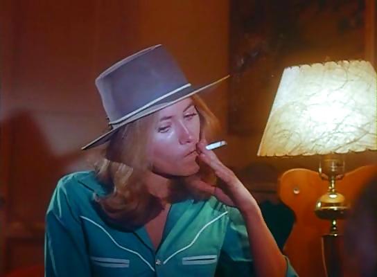 25P Marcia Brady SMOKING