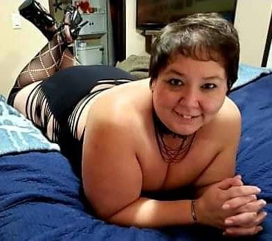 25P Mature wife  hot