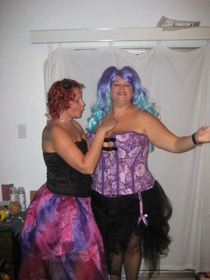 25P Mature wife  hot
