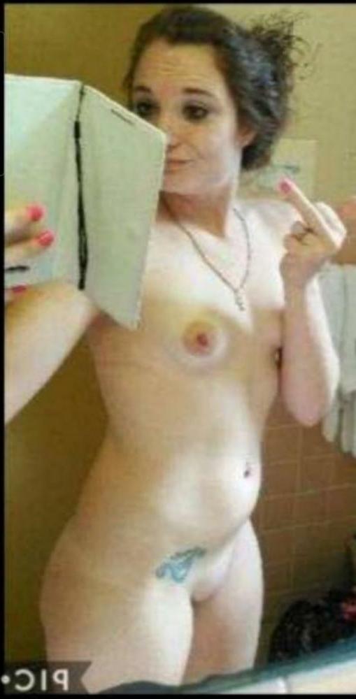 25P 34 years old california slut exposed